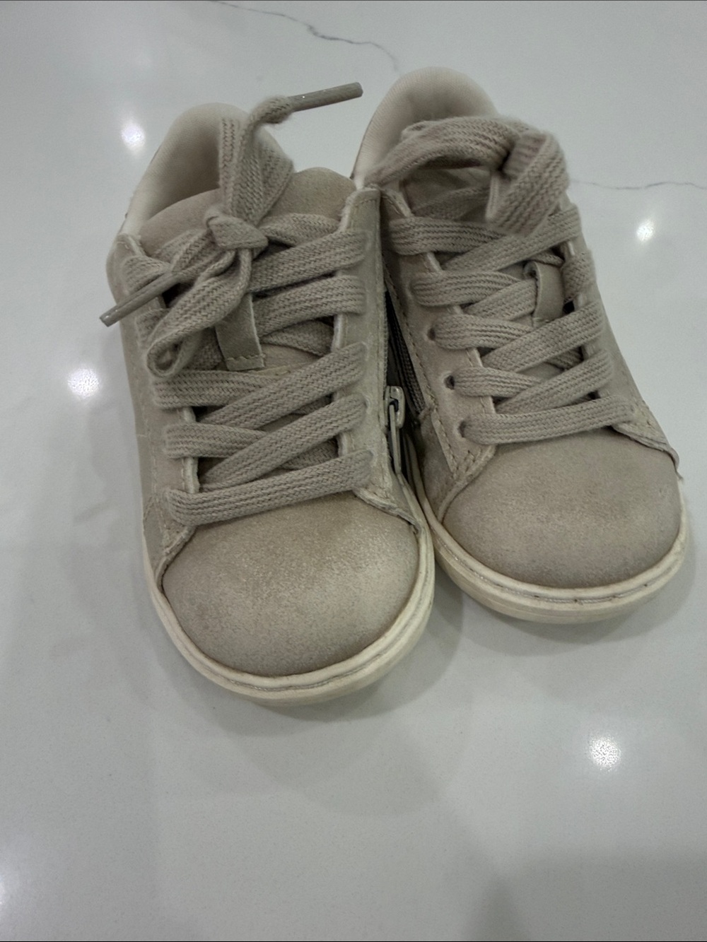 Zara Kids Lace-Up Sneakers in Light Taupe